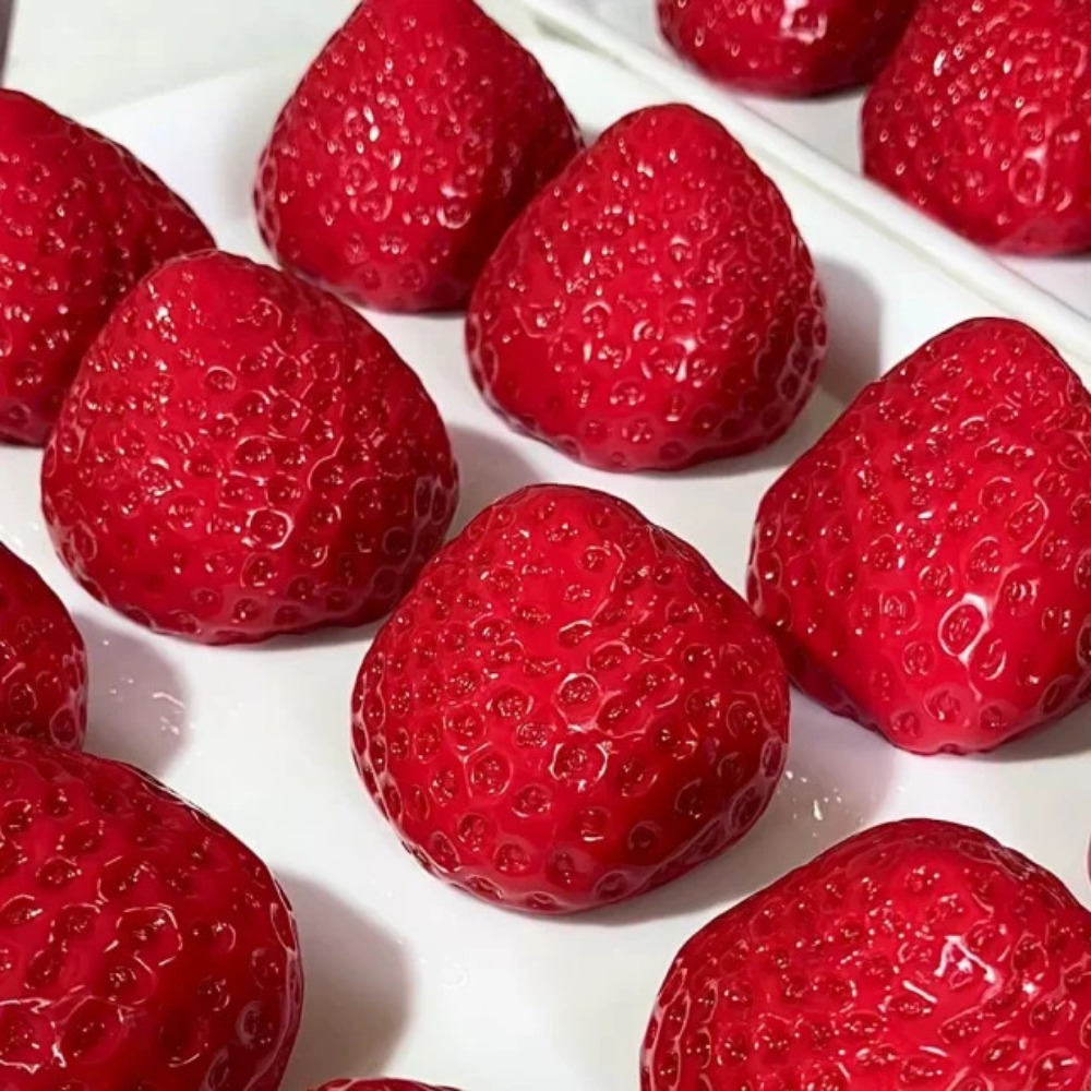 Strawberry Taba Squishy Fidget – Party Games Questions recenzja i cena